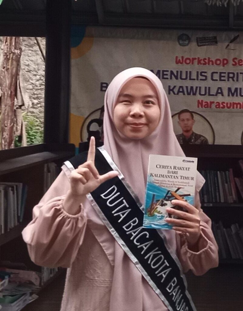Dinar Nur Fadilah   Mahasiswa IMA Kota Banjar Duta Baca Kota Banjar