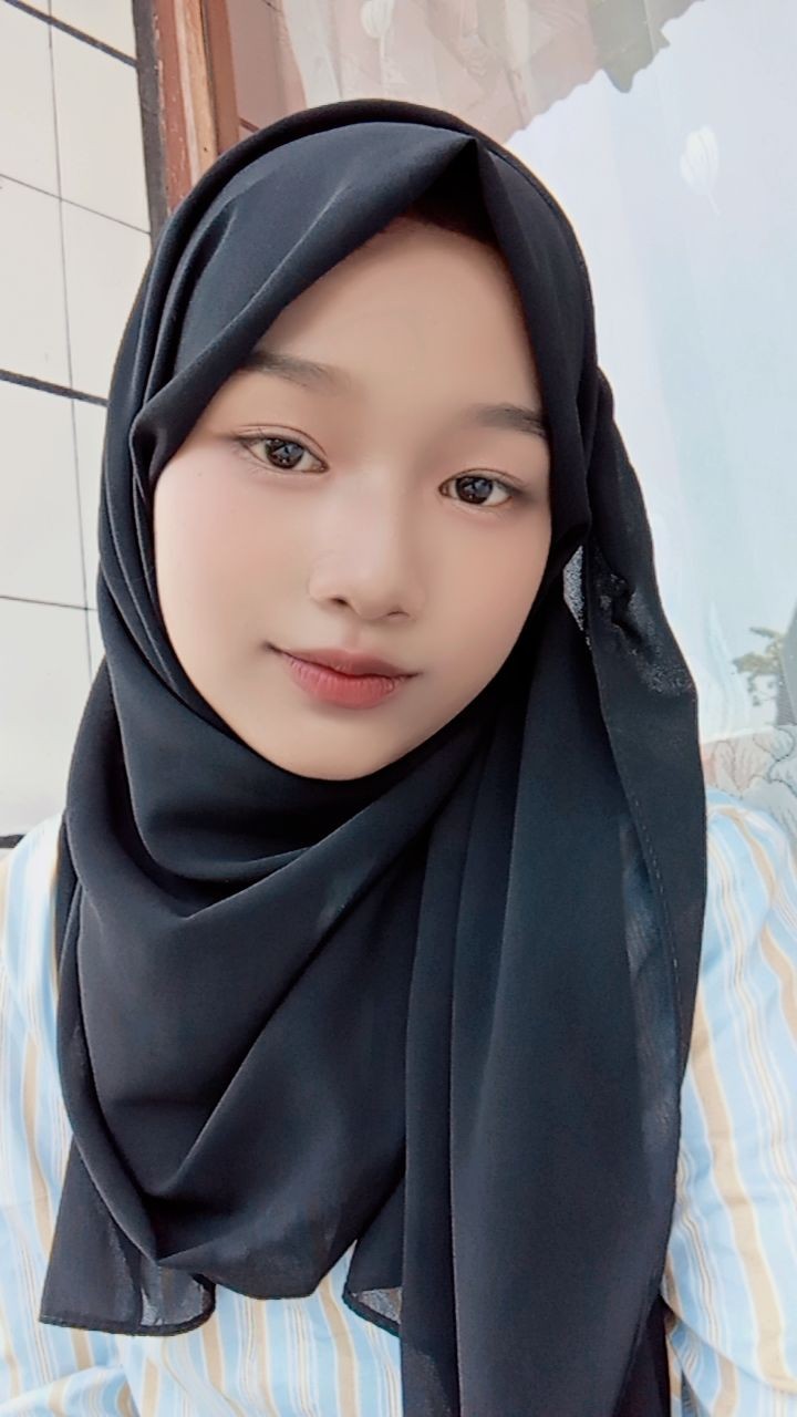 DI ANTARA DESA DAN MASA DEPAN